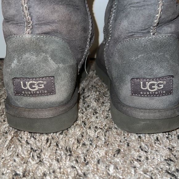 Gray Ugg Tall Boots size 8 - Picture 5 of 7